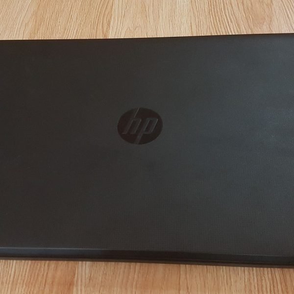 mua bán Laptop cũ HP Notebook 15 BS571TU giá sinh viên